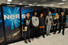Oakland Tech students tour Edison supercomputer